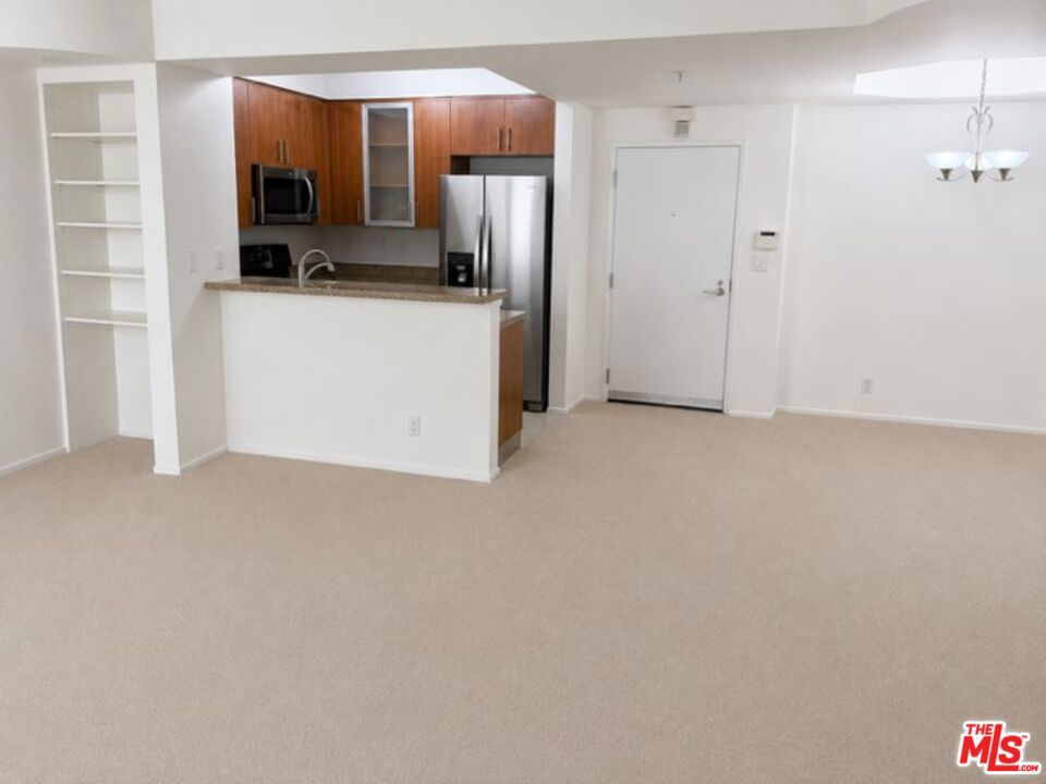 620 S Gramercy Place 339 Property Photo 10