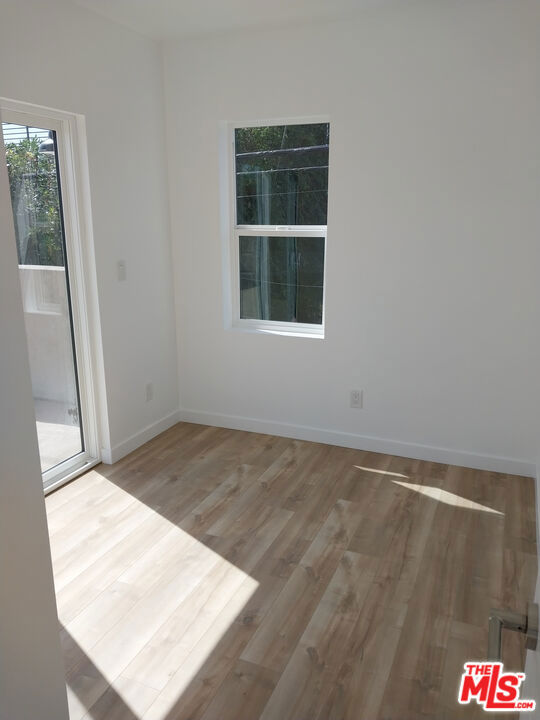 26842977 Property Photo 8