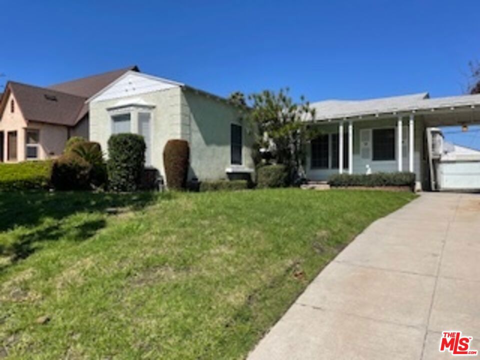 2211 W 78th Place Property Photo 1