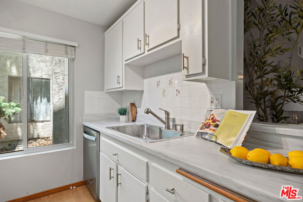 13102 Summertime Lane Property Photo 12