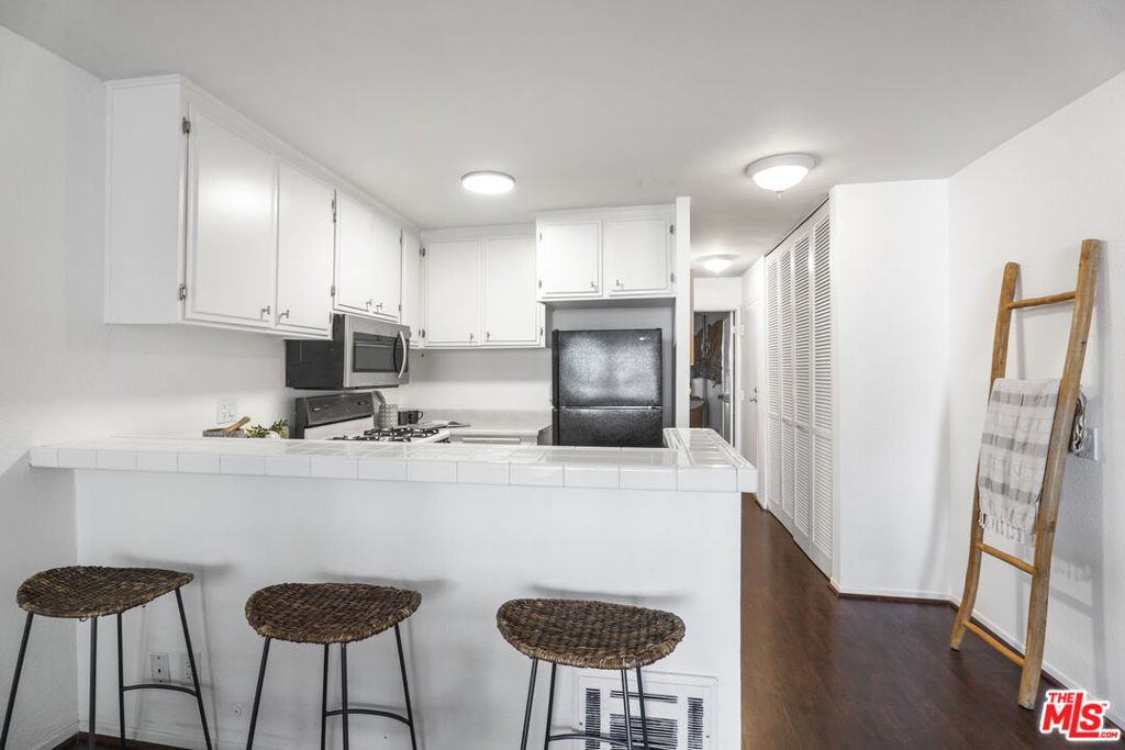 22 Navy Street 205 Property Photo 14