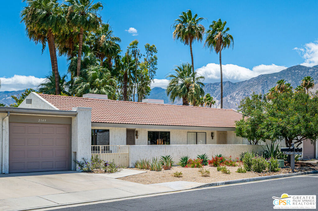 2149 N Sunshine Circle Property Photo 1