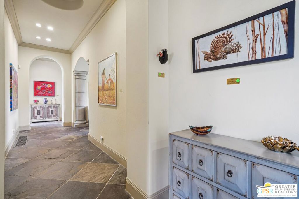 20 Clancy Lane Property Photo 10