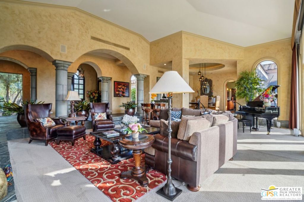 20 Clancy Lane Property Photo 12