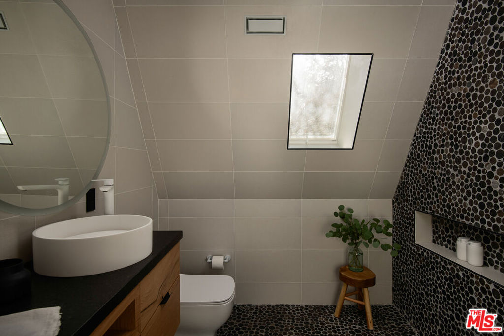 613 Rose Hill Drive Property Photo 31