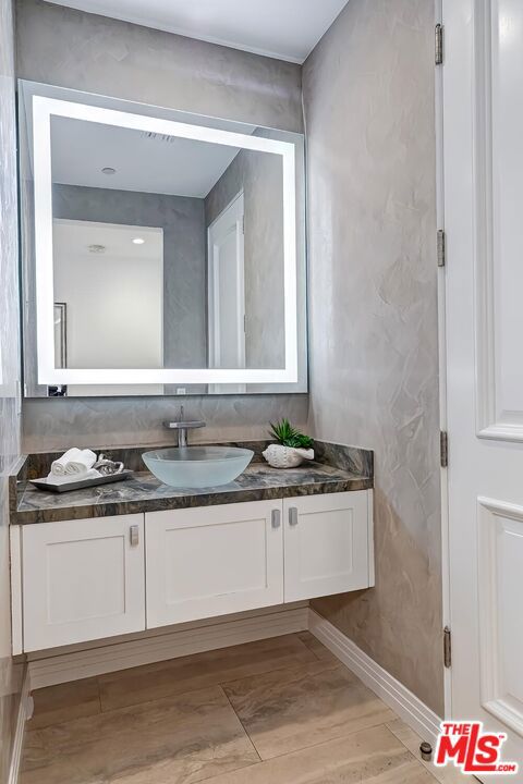 9767 Monte Mar Drive Property Photo 27