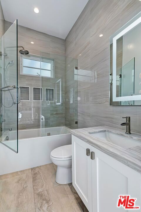 9767 Monte Mar Drive Property Photo 44