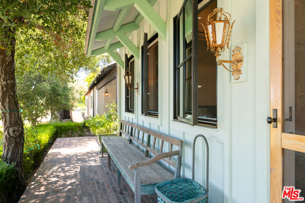 8630 Santa Rosa Road Property Photo 6