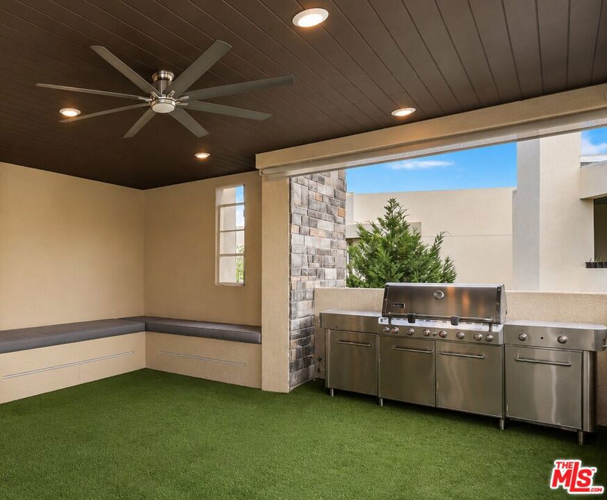 116 Catalyst Property Photo 35