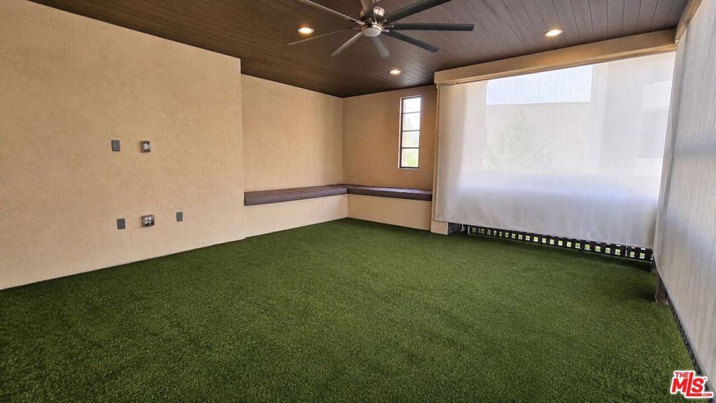 116 Catalyst Property Photo 37