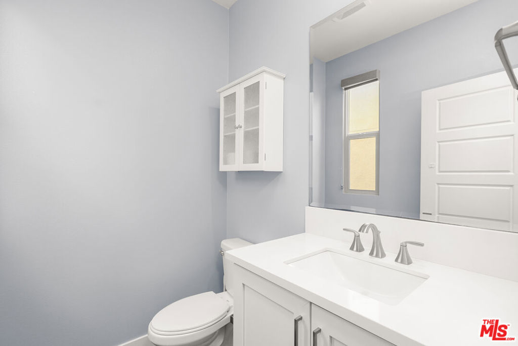116 Catalyst Property Photo 56