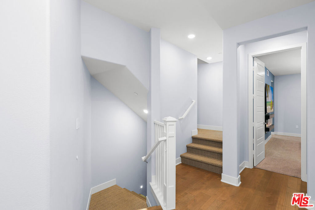 116 Catalyst Property Photo 58