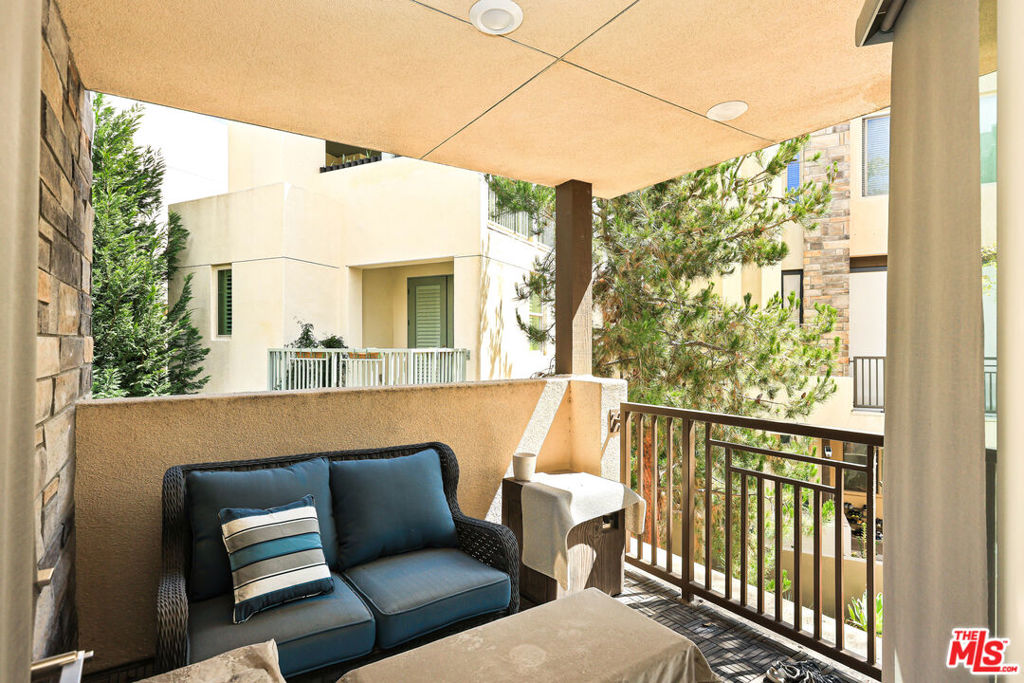 116 Catalyst Property Photo 59