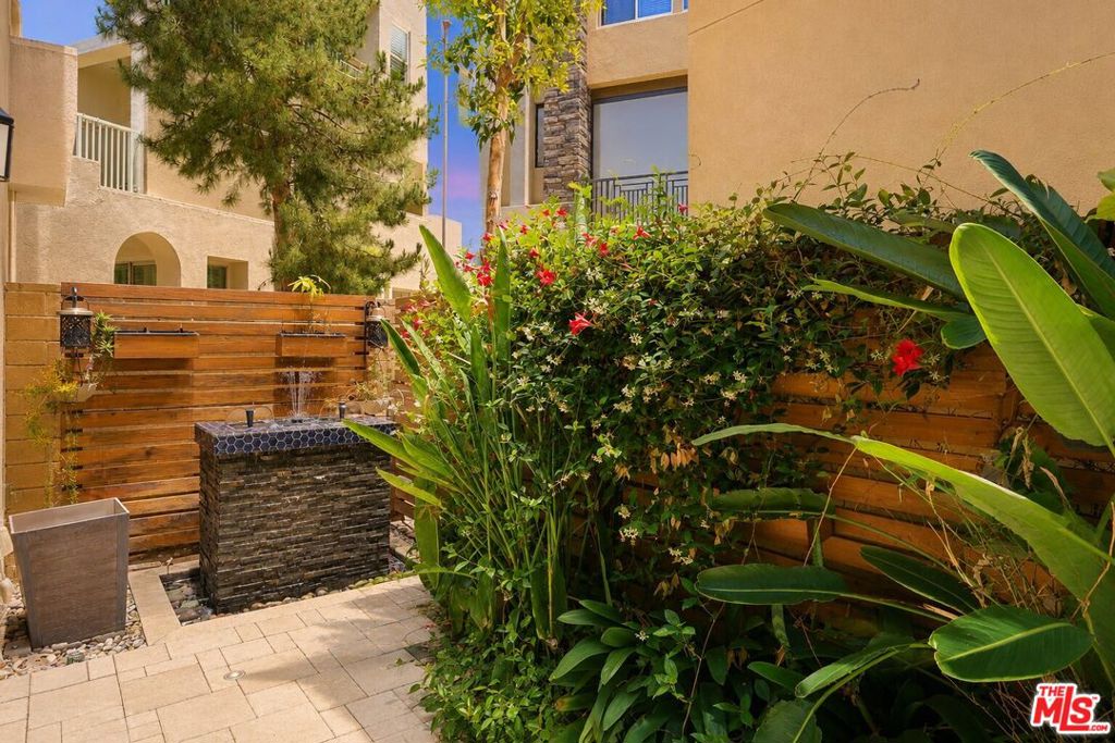 116 Catalyst Property Photo 64