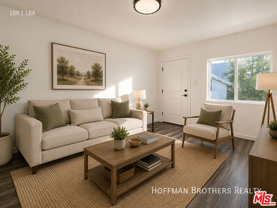 2630 Arvia St Property Photo 2