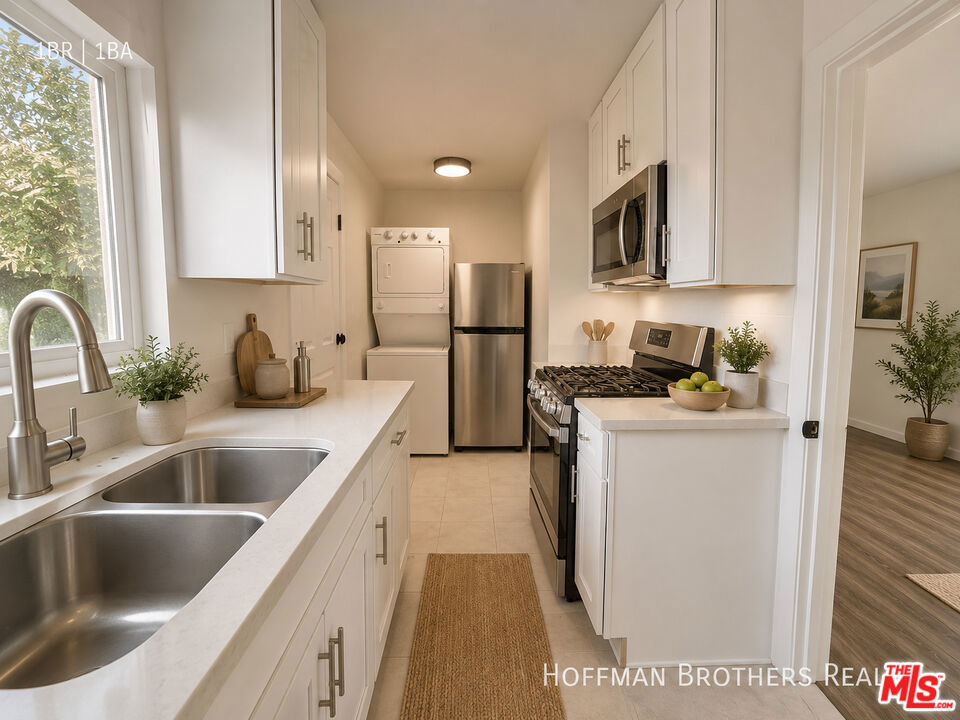 2630 Arvia St Property Photo 4