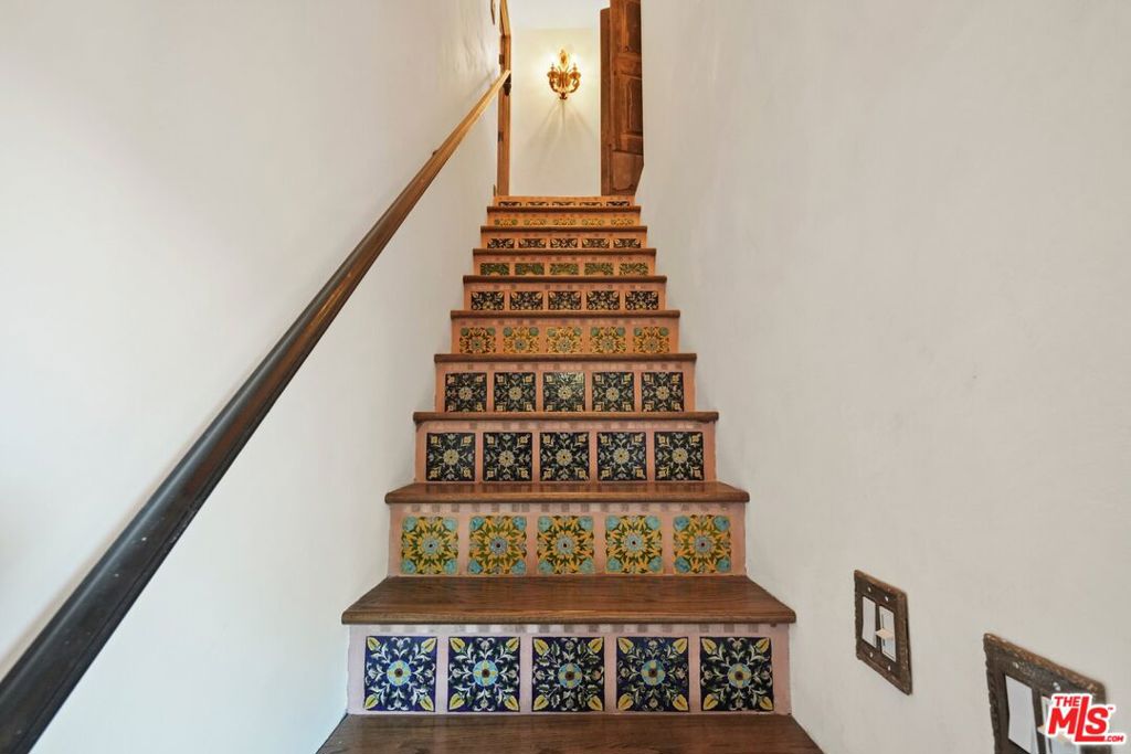754 Basin Drive Property Photo 38