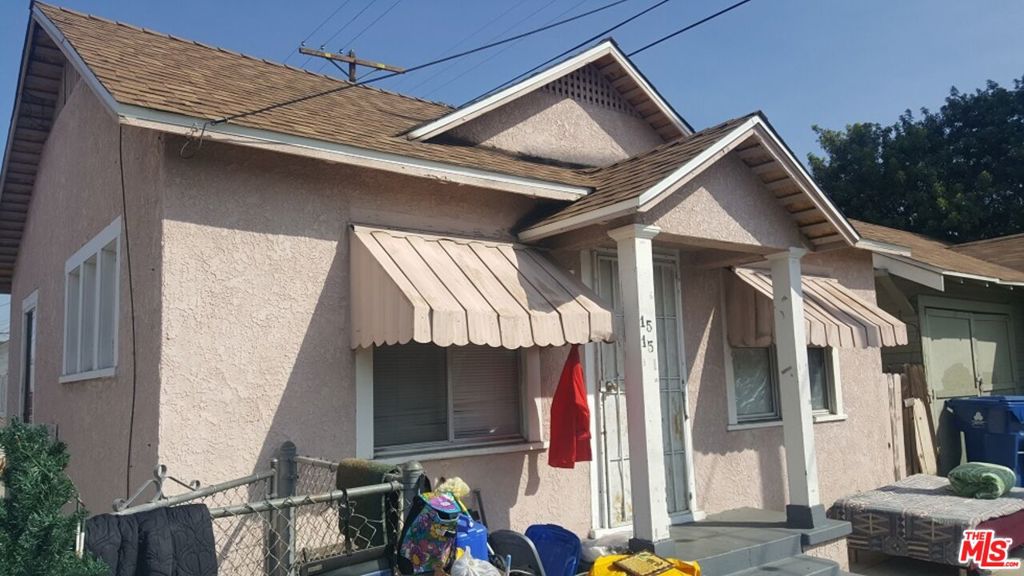 4240 S Denker Avenue Property Photo 1