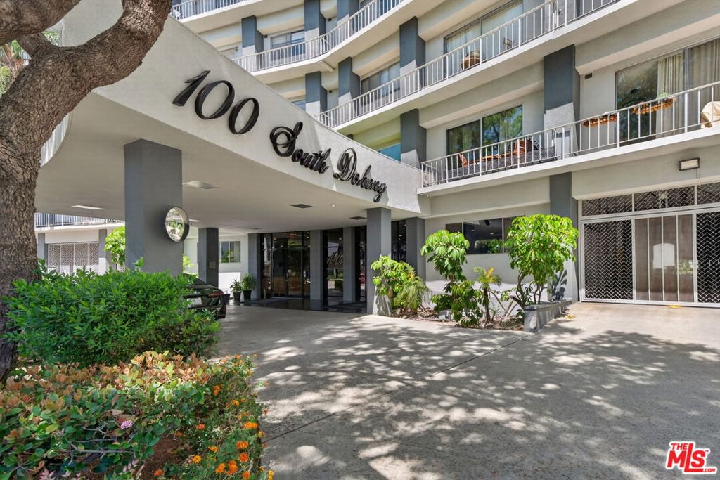 100 S Doheny Drive 719 Property Photo 7