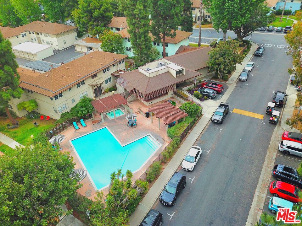 3622 Kalsman Drive 258 (aka 4 Property Photo 6