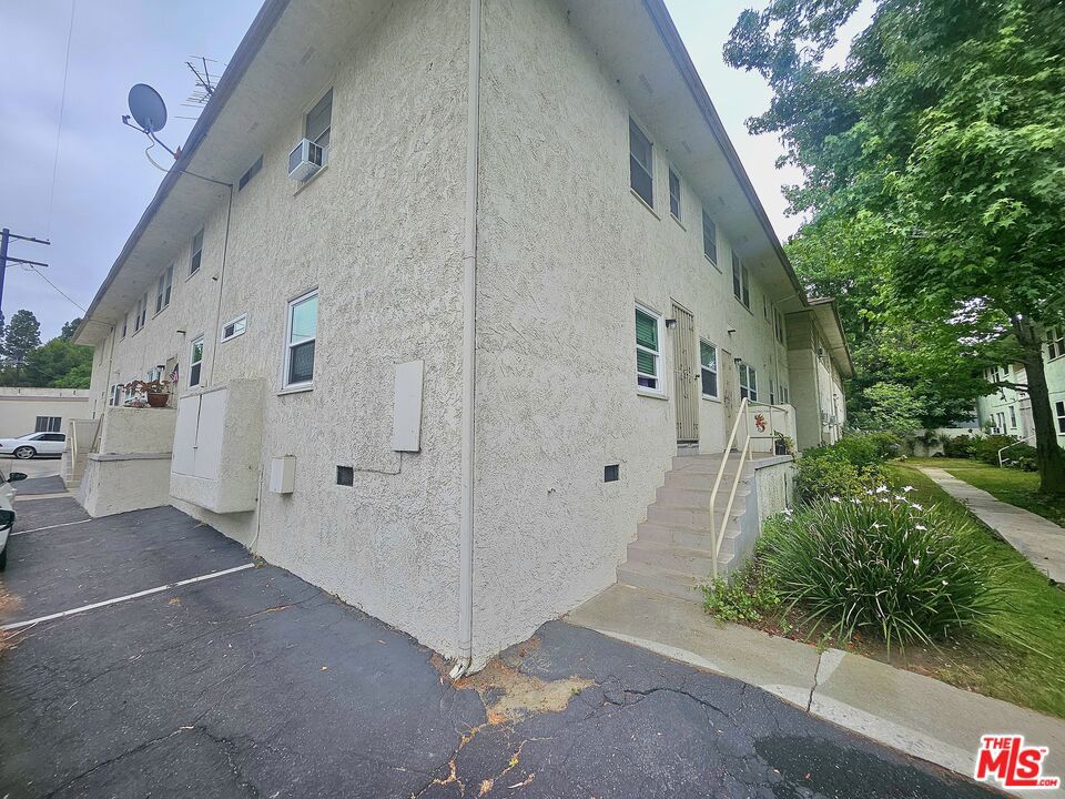 3622 Kalsman Drive 258 (aka 4 Property Photo 64