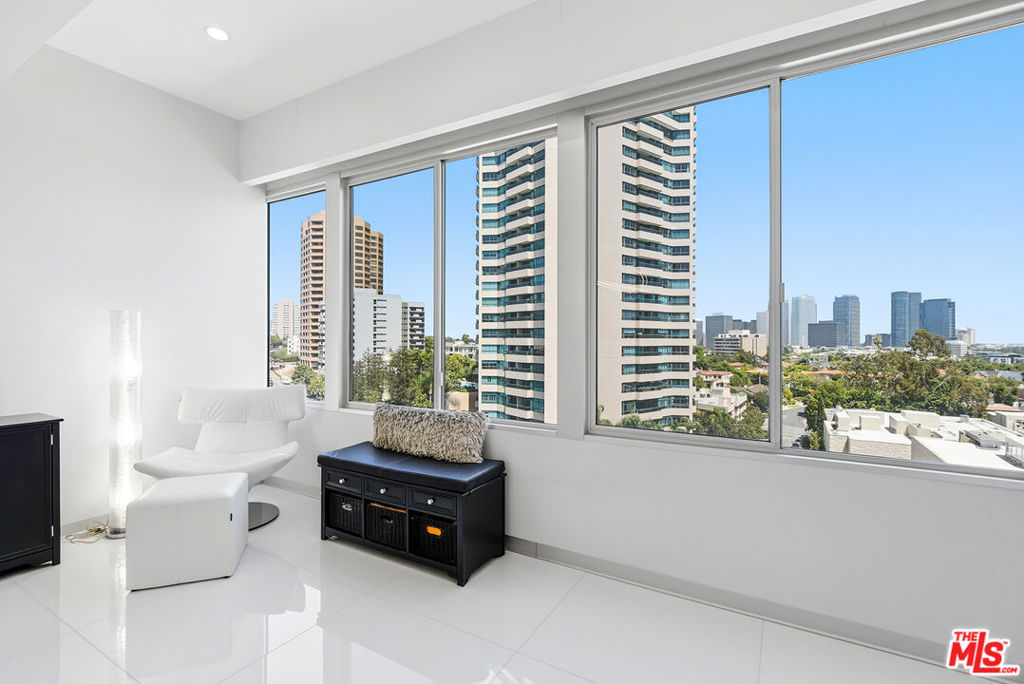 10501 Wilshire Boulevard 1007 Property Photo 9