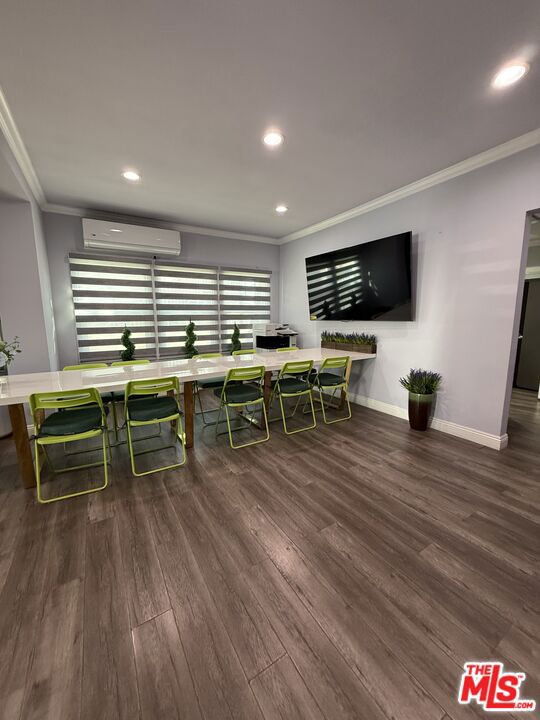 741 Crenshaw Boulevard Property Photo 13