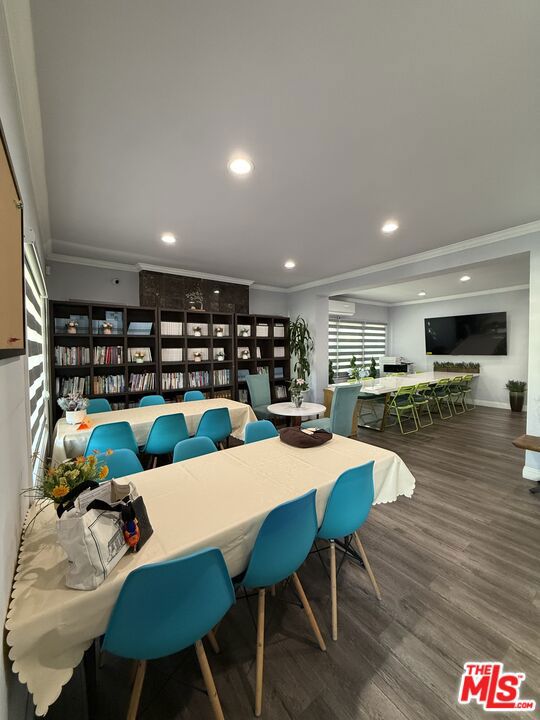 741 Crenshaw Boulevard Property Photo 17
