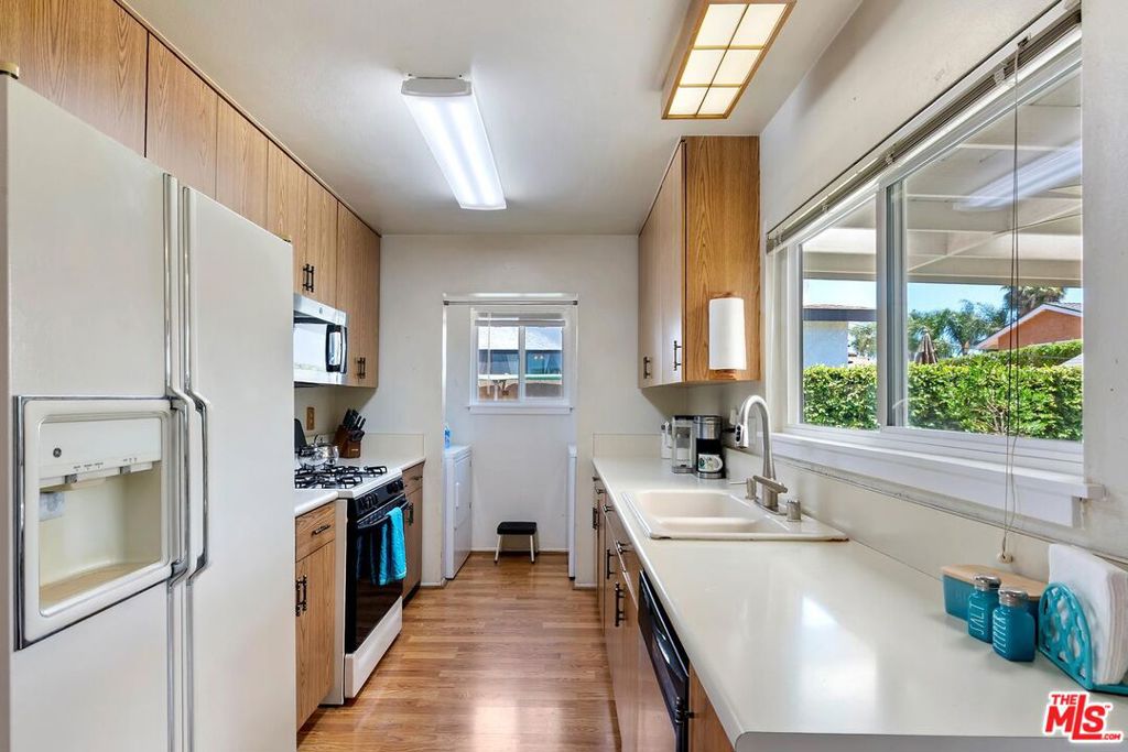 3632 Germain Street Property Photo 11