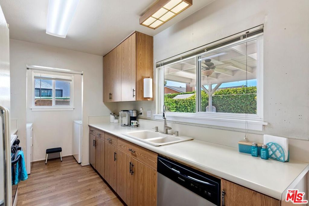 3632 Germain Street Property Photo 12