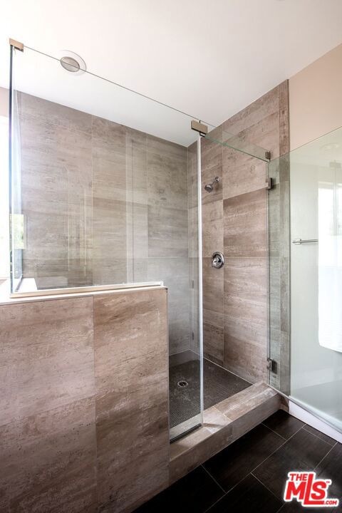 1882 Lucretia Avenue Property Photo 19