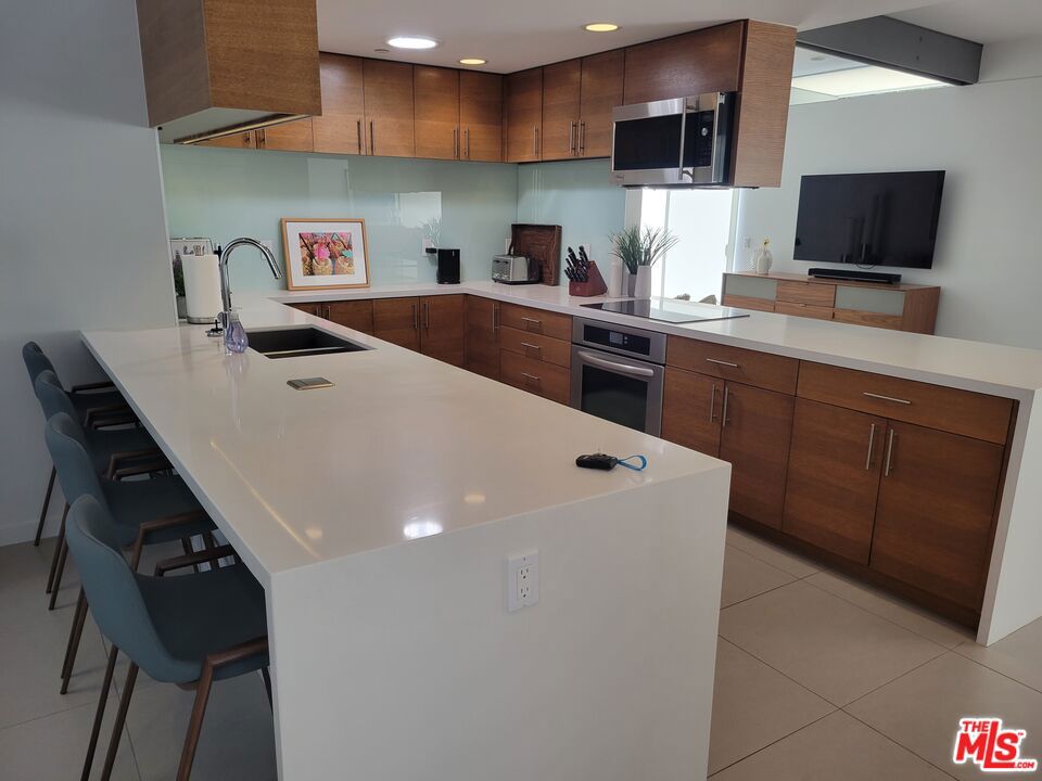 73545 Silver Moon Trail Property Photo 7