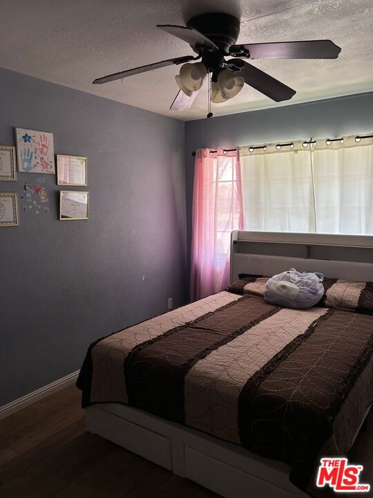 1019 N Millard Avenue Property Photo 7