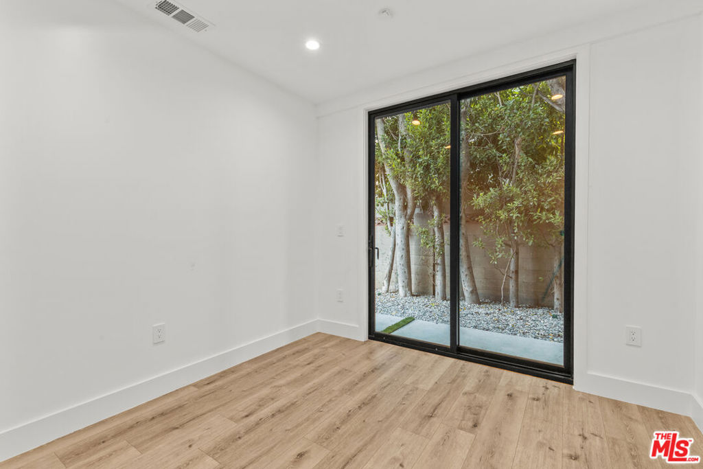 5540 Tova Road Property Photo 13