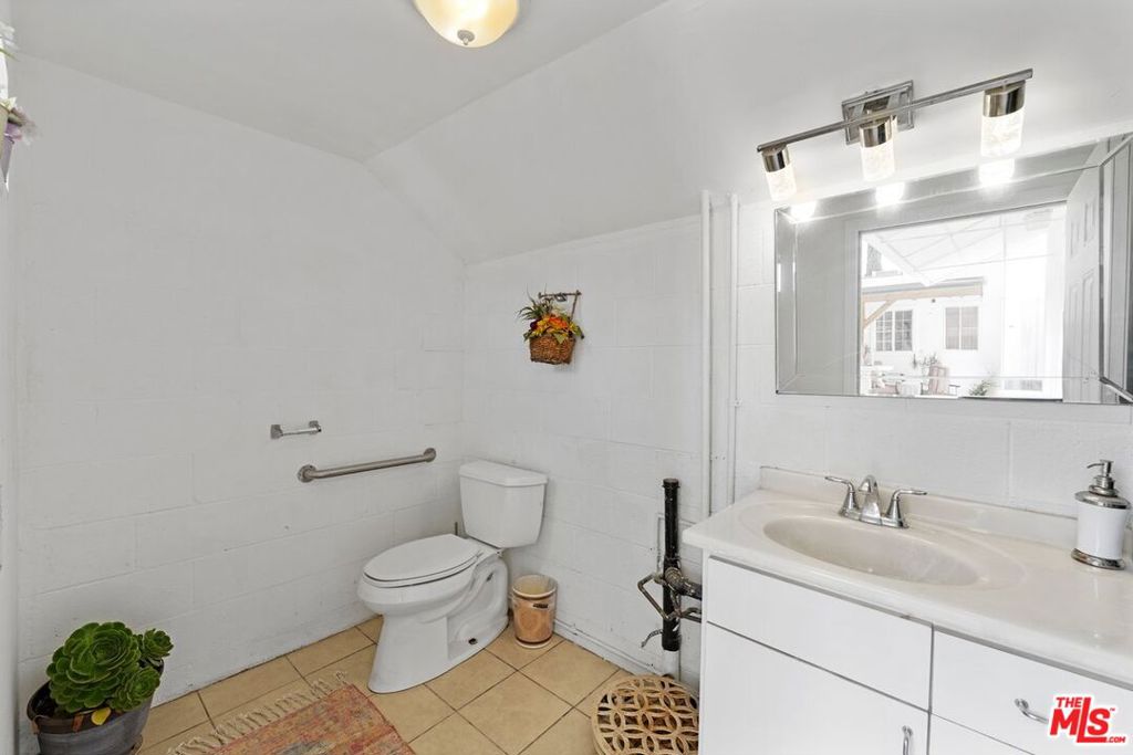 1430 N Dominion Avenue Property Photo 14