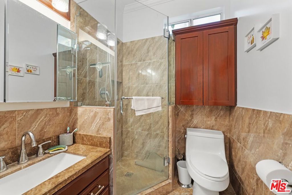1430 N Dominion Avenue Property Photo 19