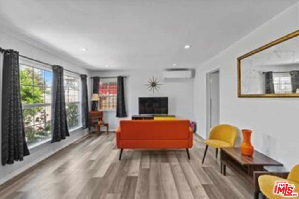 11710 Hartsook Street Property Photo 6