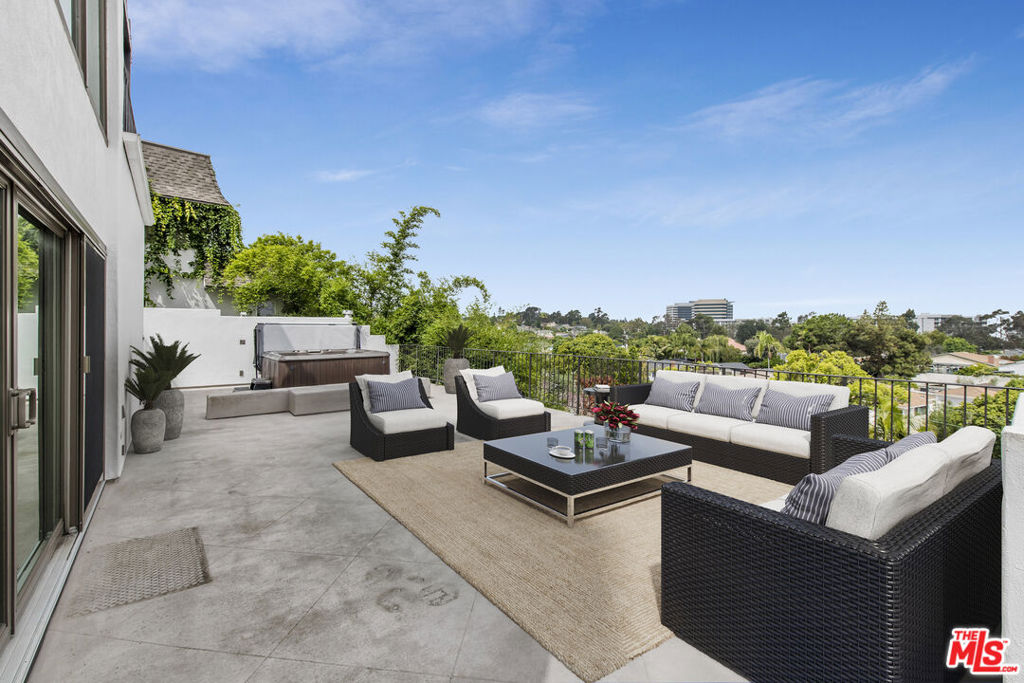 5949 Abernathy Drive Property Photo 7