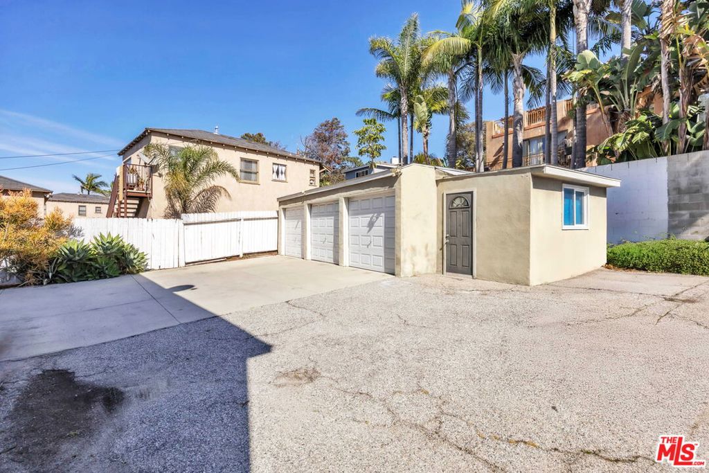 622 S Pacific Coast Highway Property Photo 10