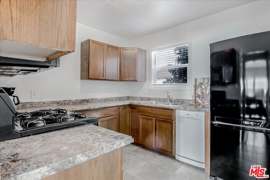622 S Pacific Coast Highway Property Photo 16