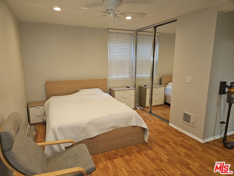 22 28th Place Property Photo 36