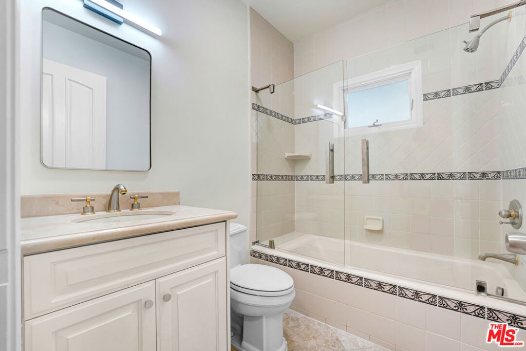 4156 Sunswept Drive Property Photo 18