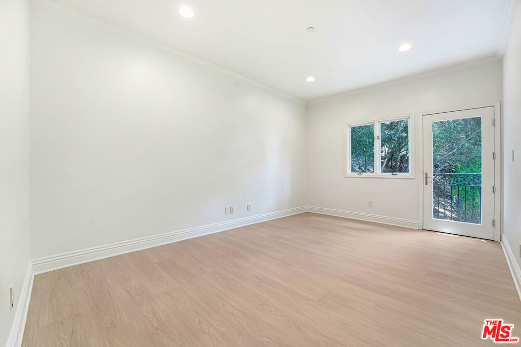 4156 Sunswept Drive Property Photo 19