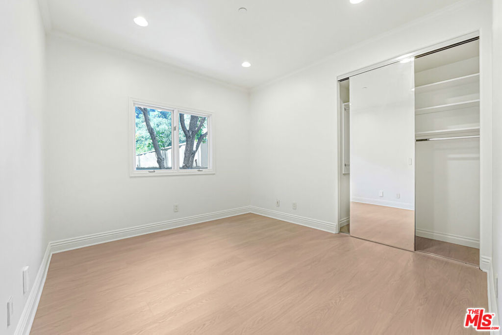 4156 Sunswept Drive Property Photo 21