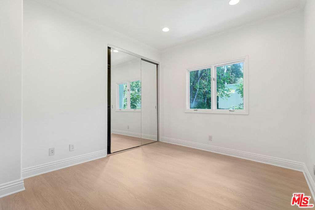 4156 Sunswept Drive Property Photo 23