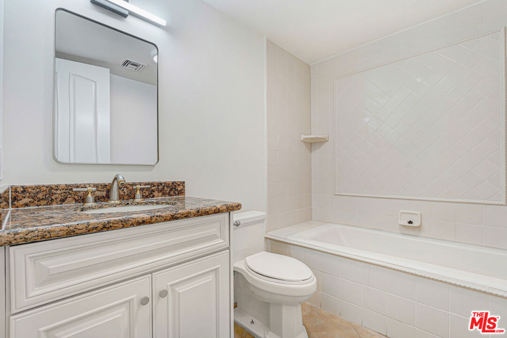 4156 Sunswept Drive Property Photo 24