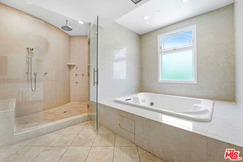 4156 Sunswept Drive Property Photo 33