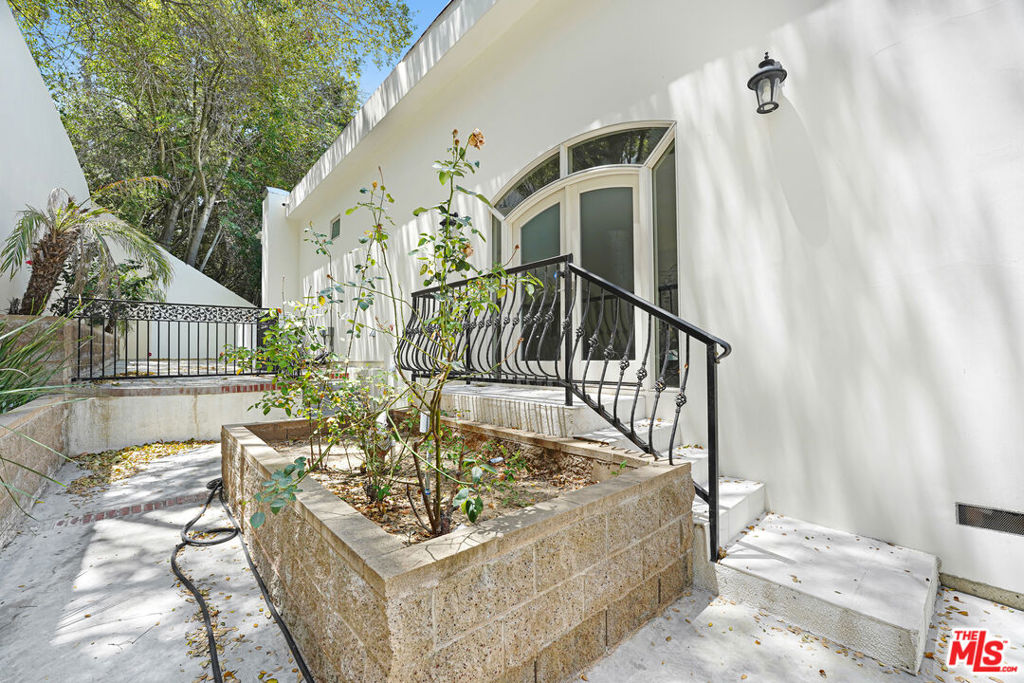 4156 Sunswept Drive Property Photo 35
