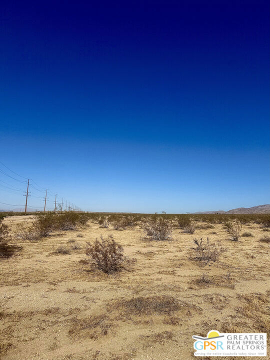 101 2 Mile Road Property Photo 3