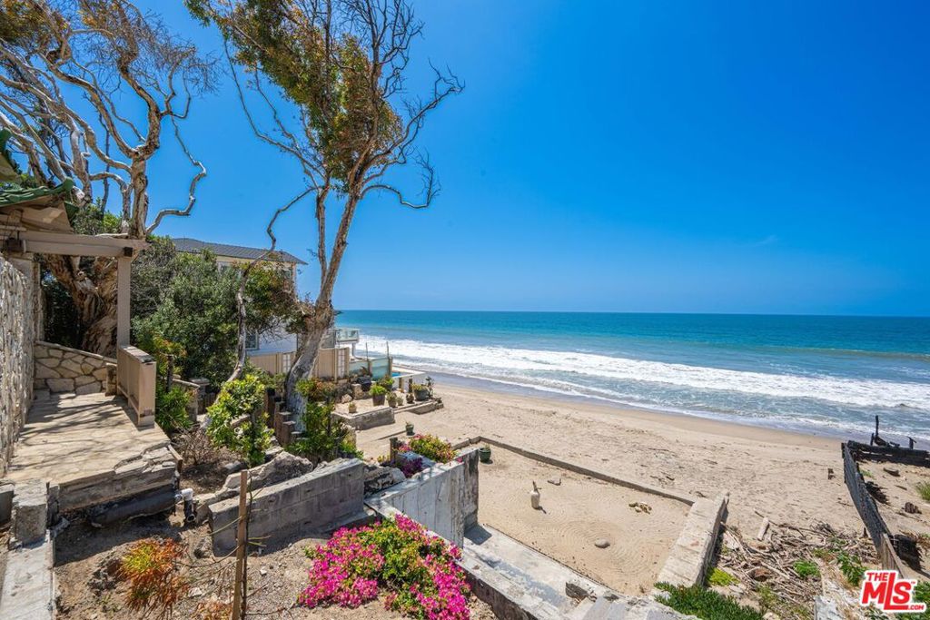 18842 Pacific Coast Highway Property Photo 7